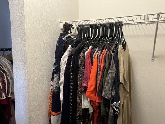 Moving Smart - We provide 6’ rolling clothing racks which save time and money. Our method for hanging clothes eliminates need to expensive wardrobe boxes and is 75-85% faster. Just one of many eco-alternatives that we implement. Move the smart way not the hard way. Moving Smart - We provide 6’ rolling clothing racks which save time and money. Our method for hanging clothes eliminates need to expensive wardrobe boxes and is 75-85% faster. Just one of many eco-alternatives that we implement. Move the smart way not the hard way.
