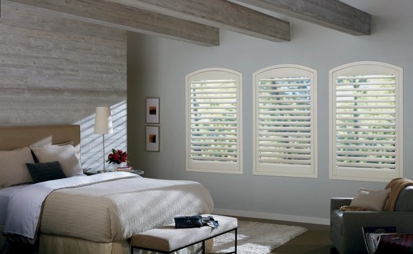 Composite Shutters - The privacy you need, the craftsmanship you deserve. Enjoy the practicality of NewStyle® Composite Shutters by Hunter Douglas.