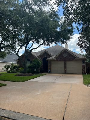 Pressure washing service - Completed driveway pressure washing removing dirt, buildup, and discoloration to improve curb appeal. Pressure washing service - Completed driveway pressure washing removing dirt, buildup, and discoloration to improve curb appeal.