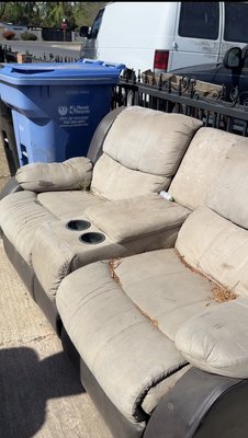 Couch Removal & Furniture Haul Away – Phoenix, AZ - This project involved the removal of a large reclining couch that was left outside and ready for disposal. The furniture was heavy and oversized, requiring careful breakdown and two-person lifting for safe removal.
Our team disassembled the couch into manageable sections, loaded it onto our trailer, and completed full haul-away service. All labor, lifting, and disposal were included.
We make bulky furniture removal simple, fast, and stress-free. Couch Removal & Furniture Haul Away – Phoenix, AZ - This project involved the removal of a large reclining couch that was left outside and ready for disposal. The furniture was heavy and oversized, requiring careful breakdown and two-person lifting for safe removal.
Our team disassembled the couch into manageable sections, loaded it onto our trailer, and completed full haul-away service. All labor, lifting, and disposal were included.
We make bulky furniture removal simple, fast, and stress-free.