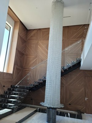 Calabasas Interior Glass Railing - This Calabasas Custom Home required the hands and minds of a true experience glazier. Multiple areas required the strictest attention to detail and precision installation. The final product has become one of our proudest moments. Calabasas Interior Glass Railing - This Calabasas Custom Home required the hands and minds of a true experience glazier. Multiple areas required the strictest attention to detail and precision installation. The final product has become one of our proudest moments.