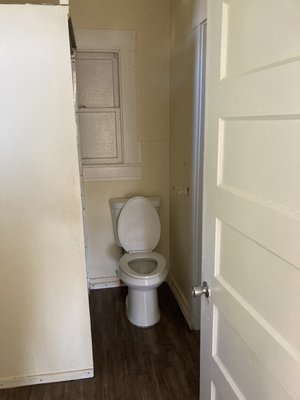 New kitchen cabinet and bathroom remodel - Kitchen and bathroom remodel in a budget New kitchen cabinet and bathroom remodel - Kitchen and bathroom remodel in a budget