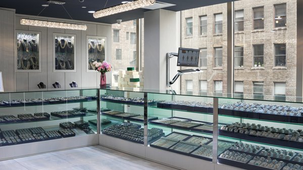 The JD Showroom Experience - Step into the JD Watches showroom and immerse yourself in a world of luxury, craftsmanship, and exclusivity. Located in the heart of New York City, our elegant showroom offers a curated collection of over 1,000 luxury timepieces, featuring sought-after brands and rare, hard-to-find pieces.

Our expert team is dedicated to providing a personalized, pressure-free shopping experience, ensuring that every client finds the perfect watch to match their style and needs. Whether you're a seasoned collector or searching for your first luxury timepiece, our showroom offers an unparalleled selection and exceptional service in a stunning, welcoming environment.

Experience the difference at JD Watches, where luxury meets trust and expertise.