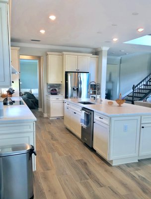 Kitchens - Home Organizing, Home Styling, Home Staging Kitchens - Home Organizing, Home Styling, Home Staging