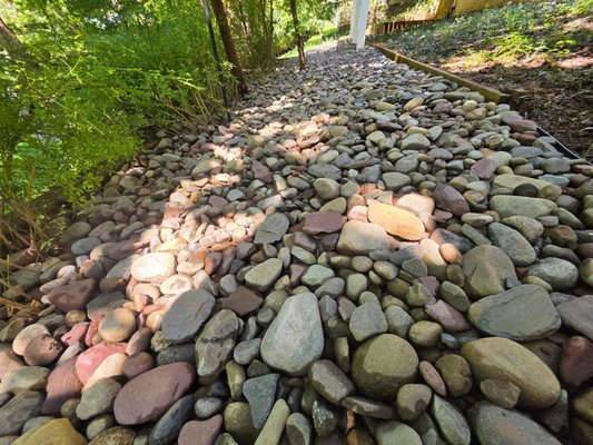 River stone - River stone installation River stone - River stone installation