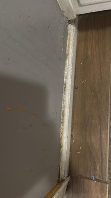 Cleaning Results ✨ - This was a Move out cleaning job that I did few months ago. Baseboards and bathrooms were really dirty but I did my best and the results were amazing! Cleaning Results ✨ - This was a Move out cleaning job that I did few months ago. Baseboards and bathrooms were really dirty but I did my best and the results were amazing!