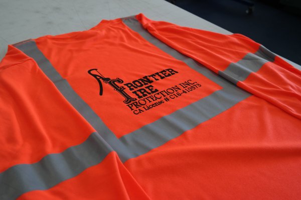 Screen Printing - Heres how we use our 6 color screen press to print up to 500 shirts an hour!