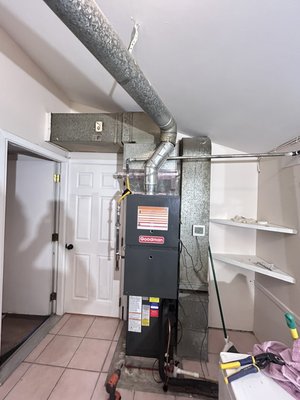 FULL SYSTEM.
Newly installed down-flow application gas furnace and AC. - This full system installation was completed in mid July for our customer.
It is a 80% Gas Furnace, Evaporator coil and its Condenser unit. At GENESIS HVAC SERVICE we take pride of our job. 
Give us the opportunity to SERVE you the way you and your family DESERVE.