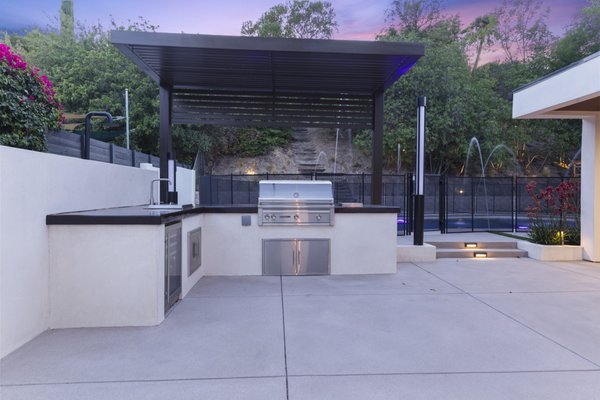 Complete backyard remodel - Clean lines, cozy corners, and custom touches. This backyard has it all Complete backyard remodel - Clean lines, cozy corners, and custom touches. This backyard has it all