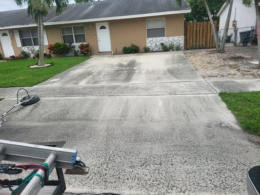 Driveways and Sidewalks - The front of your home usually starts with your Driveway. For good appearance you gotta keep it clean. Driveways and Sidewalks - The front of your home usually starts with your Driveway. For good appearance you gotta keep it clean.