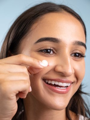 Blue Sky Acne Treatment - Blue sky not only has skin clearing facials we offer effective acne take home treatment such as acne patch, Vitamin B cream, and clear skin toners by Clean Skin Club