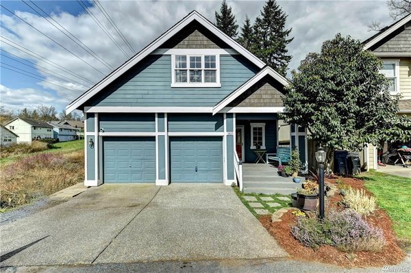 Lake Stevens, WA 98258 (Buyer) - Welcome Home to The Village! This 4 bedroom 2.25 bath home features an open floor plan that is great for entertaining with tons of natural light. The master bedroom has a walk in closet and a recently remodeled bathroom. The dining room slider opens up to the back deck and a low maintenance, fully fenced back yard. Just minutes from Highway 9, I-5, popular restaurants and shopping centers. Lake Stevens School District! Lake Stevens, WA 98258 (Buyer) - Welcome Home to The Village! This 4 bedroom 2.25 bath home features an open floor plan that is great for entertaining with tons of natural light. The master bedroom has a walk in closet and a recently remodeled bathroom. The dining room slider opens up to the back deck and a low maintenance, fully fenced back yard. Just minutes from Highway 9, I-5, popular restaurants and shopping centers. Lake Stevens School District!
