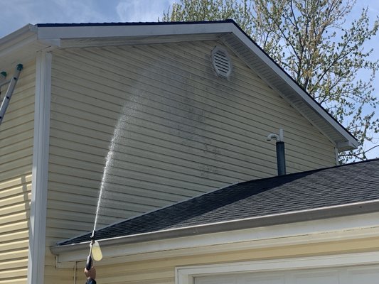 Mold Removal 2021 - This mold removal job was completed in the summer of 2021 due to a home inspection. We applied an eco friendly solvent to the house utilizing our dual wand low pressure system, let the chemical dwell, hand scrubbed the areas that had tough build up, and rinsed away for a perfect finished product. We used a gutter cleaning solvent to revitalize the appearance and remove the mold fromt he gutters as well. Mold Removal 2021 - This mold removal job was completed in the summer of 2021 due to a home inspection. We applied an eco friendly solvent to the house utilizing our dual wand low pressure system, let the chemical dwell, hand scrubbed the areas that had tough build up, and rinsed away for a perfect finished product. We used a gutter cleaning solvent to revitalize the appearance and remove the mold fromt he gutters as well.