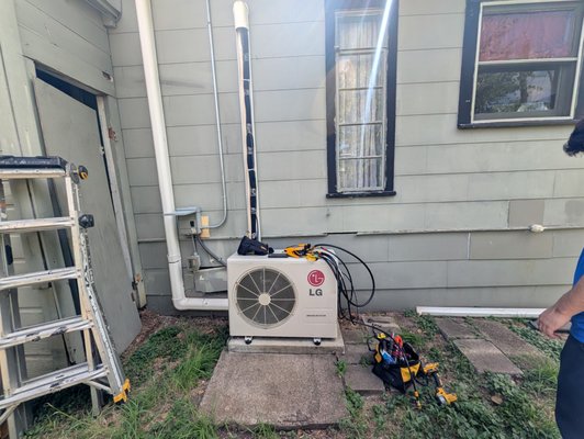 Install of mini splits - We installed 4 Mini Splits at this location. We are experts in many HVAC fields. Install of mini splits - We installed 4 Mini Splits at this location. We are experts in many HVAC fields.
