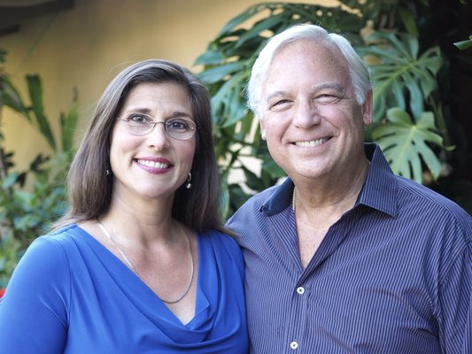 Mastermind Coach for Jack Canfield - "If you need conflict resolution, better communication skills, to be more open, congruent, find your purpose and be aligned, whether it’s in your corporation, in your school or in your personal life, I would encourage you to talk to Leezá."
Jack Canfield, Best Selling Author “The Success Principles” Mastermind Coach for Jack Canfield - "If you need conflict resolution, better communication skills, to be more open, congruent, find your purpose and be aligned, whether it’s in your corporation, in your school or in your personal life, I would encourage you to talk to Leezá."
Jack Canfield, Best Selling Author “The Success Principles”