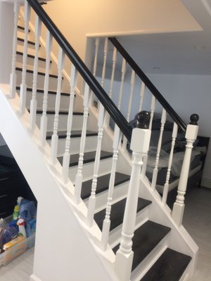 Staircase building - Basement Renovation - We love staircase building and created a beautiful one for a basement renovation project.
