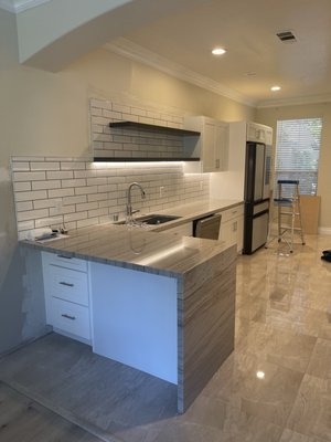 Newport Kitchen Remodel 2022 - This kitchen remodel was done to update the owners beautiful Newport Coast home. Newport Kitchen Remodel 2022 - This kitchen remodel was done to update the owners beautiful Newport Coast home.
