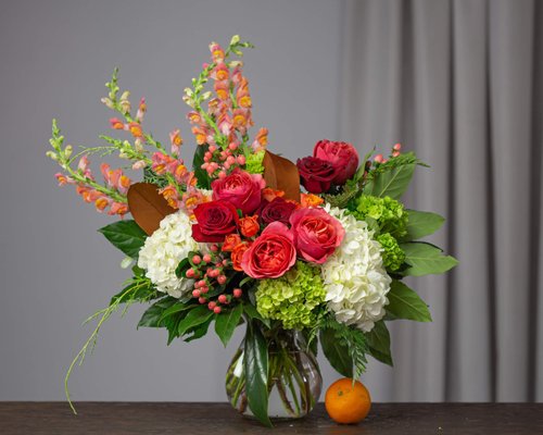 Anniversary Flowers - Need anniversary gift ideas? Ivory Florist can help! Look no further than our flower delivery services By Ivory Florist, Irvine, and Orange County. Our wide selection of anniversary flowers is sure to make your special day even more memorable. At our flower shop, we specialize in creating custom floral arrangements that are tailored to your specific needs and preferences. Whether you prefer classic red roses or more exotic blooms, we have the perfect flowers to express your love and appreciation. Our anniversary flower delivery services make it easy to surprise your loved one, no matter where they are. Whether you want to surprise them at home, at work, or even at a special event, our team of expert florists will ensure that your flowers are delivered on time and in perfect condition. We understand the importance of quality and freshness when it comes to flowers, which is why we source our blooms from the best local and international growers. Our flowers are always fresh, vibrant, and long-lasting, so you can enjoy them for days to come. In addition to our standard anniversary flower arrangements, we also offer a range of add-ons and extras to make your gift even more special. From chocolates and balloons to personalized cards and gift baskets, we have everything you need to create a truly unforgettable anniversary gift. So why wait? Order your anniversary flowers today and let us help you express your love and appreciation in the most beautiful way possible. Contact us to learn more about our flower delivery services in Irvine and Orange County. Select classic roses, and a modern bouquet, Nothing says love and romance like surprising your loved one with a stunning bouquet on your special day! Ivory Florist delivers to Irvine and all the nearby towns in the south of Orange County Anniversary Flowers - Need anniversary gift ideas? Ivory Florist can help! Look no further than our flower delivery services By Ivory Florist, Irvine, and Orange County. Our wide selection of anniversary flowers is sure to make your special day even more memorable. At our flower shop, we specialize in creating custom floral arrangements that are tailored to your specific needs and preferences. Whether you prefer classic red roses or more exotic blooms, we have the perfect flowers to express your love and appreciation. Our anniversary flower delivery services make it easy to surprise your loved one, no matter where they are. Whether you want to surprise them at home, at work, or even at a special event, our team of expert florists will ensure that your flowers are delivered on time and in perfect condition. We understand the importance of quality and freshness when it comes to flowers, which is why we source our blooms from the best local and international growers. Our flowers are always fresh, vibrant, and long-lasting, so you can enjoy them for days to come. In addition to our standard anniversary flower arrangements, we also offer a range of add-ons and extras to make your gift even more special. From chocolates and balloons to personalized cards and gift baskets, we have everything you need to create a truly unforgettable anniversary gift. So why wait? Order your anniversary flowers today and let us help you express your love and appreciation in the most beautiful way possible. Contact us to learn more about our flower delivery services in Irvine and Orange County. Select classic roses, and a modern bouquet, Nothing says love and romance like surprising your loved one with a stunning bouquet on your special day! Ivory Florist delivers to Irvine and all the nearby towns in the south of Orange County