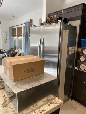 K-Aid Refrigerator repair - This Refrigerator been broken and not cooling.
Replaced electronic control unit and makes reinstalling b-in unit. K-Aid Refrigerator repair - This Refrigerator been broken and not cooling.
Replaced electronic control unit and makes reinstalling b-in unit.