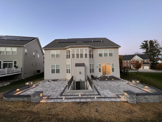 Patio with sitting benches and lights - Gorgeous patio with sitting benches and lights Patio with sitting benches and lights - Gorgeous patio with sitting benches and lights