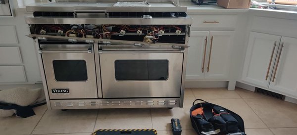 Viking Oven Repair - Viking oven not heating: No voltage was coming out of thermostat. We identified problem and job was done in 3 days.
