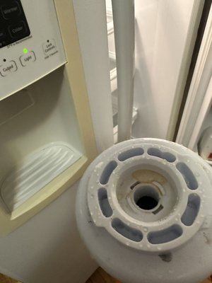 Refrigerator repair drinking water did not come - According to the owner of the apartment, the refrigerator had been standing for a long time 🕰️ I checked the refrigerator water valve it was clean then I checked the ice maker the ice was clean. and since the filter was dirty, the water did not come out, I pulled the dirt out of the filter and the water came out, but it was dirty. The owner changed the filter and there were no problems Refrigerator repair drinking water did not come - According to the owner of the apartment, the refrigerator had been standing for a long time 🕰️ I checked the refrigerator water valve it was clean then I checked the ice maker the ice was clean. and since the filter was dirty, the water did not come out, I pulled the dirt out of the filter and the water came out, but it was dirty. The owner changed the filter and there were no problems