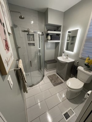 Complete bathroom remodel - This remodel was done on an old bathroom that was in bad shape.
The rest of the house had been updated, so the bathroom was begging to be remodeled. We gutted the whole bathroom, put in new plywood, insulation, drywall, waterproofed the whole bathroom, relocated every utility and totally transformed the bathroom to match the overall tone of the house