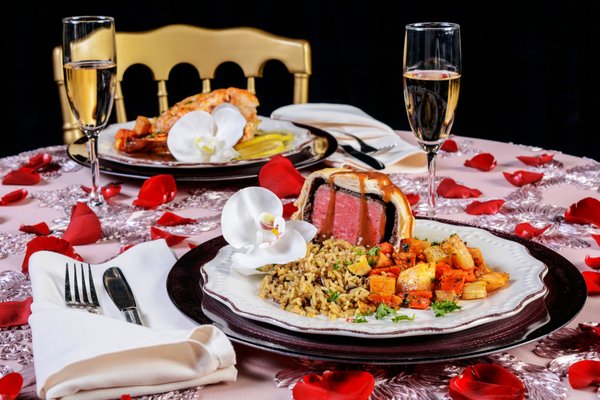 Valentine's Day Catering - Get ready for Valentine's Day with our Valentine's Day dinner packages! ❤️ Choose from our selections that include our signature jumbo shrimp, mixed green salad, signature entrées like beef wellington or lobster tails with butter and our store-made sides. We of course can't forget about dessert with one of our delicious heart-shaped cakes and our store-made raspberry cordials! Valentine's Day Catering - Get ready for Valentine's Day with our Valentine's Day dinner packages! ❤️ Choose from our selections that include our signature jumbo shrimp, mixed green salad, signature entrées like beef wellington or lobster tails with butter and our store-made sides. We of course can't forget about dessert with one of our delicious heart-shaped cakes and our store-made raspberry cordials!