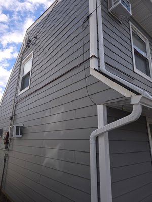 New Ascend 7in siding from Alside in Levittown - We removed old 4" siding and installed Ascend 7in insulated siding by Alside New Ascend 7in siding from Alside in Levittown - We removed old 4" siding and installed Ascend 7in insulated siding by Alside