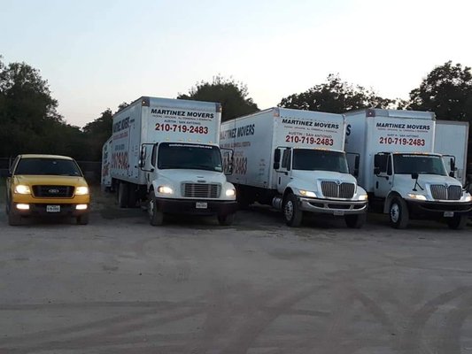 Commercial Services! - Relocation Commercial moving  Services.
call us for a free estimate!
210 7192483
info@martinezmovers.com