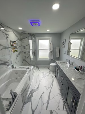 Luxury Master Bathroom Remodeling - Luxury Modern Masterbathroom Remodeling with Grohe faucet and fixtures Luxury Master Bathroom Remodeling - Luxury Modern Masterbathroom Remodeling with Grohe faucet and fixtures