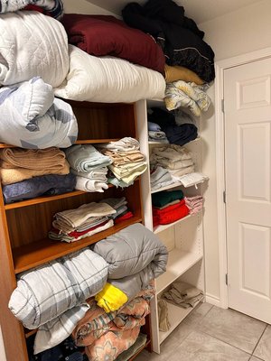 Laundry Services - Let our team of cleaning professionals at Harris Whole Home Cleaning of Houston keep your laundry fresh, clean and neatly organized with our in-home Laundry Services. Laundry Services - Let our team of cleaning professionals at Harris Whole Home Cleaning of Houston keep your laundry fresh, clean and neatly organized with our in-home Laundry Services.