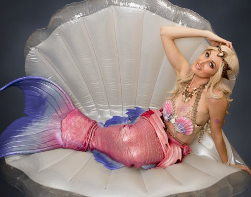 Entertainement - We have all different types of entertainment available for children's parties, adult parties, corporate and conventions. Entertainement - We have all different types of entertainment available for children's parties, adult parties, corporate and conventions.