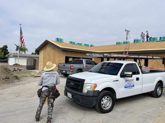 New roof - New roof installation New roof - New roof installation