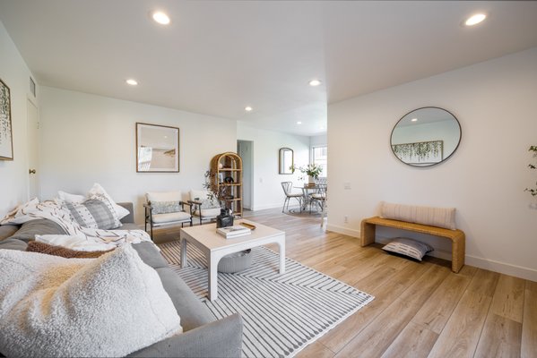 Condo Staging - Mission Viejo - This was a simple staging job for a small condo in Mission Viejo.  The key was to make the room appear larger and still provide ample seating and ideas for "gathering".  Used a more modern/boho aesthetic to appeal to younger first-time buyer.