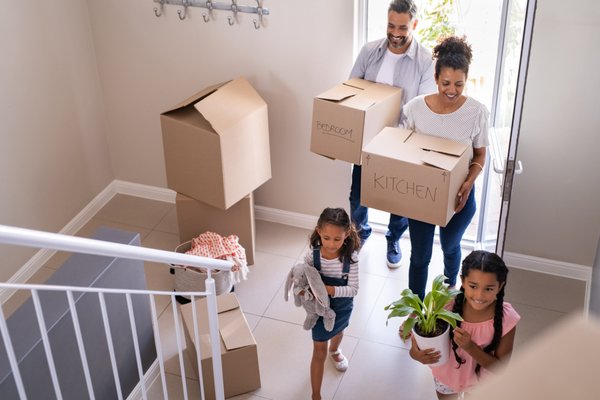 Move In/Out Services - Move with Ease: Moving is often accompanied by stress and an array of tasks vying for your attention. That’s why we introduce our Move-in/Move-out Cleaning Service, designed to simplify the process and grant you a seamless transition. Allow us to handle the cleaning, freeing your focus for the logistics of your move.
Our proficient cleaning team will meticulously tend to every nook and cranny of your newly acquired or vacated space, ensuring its freshness, sanitization, and readiness for its next occupants. From deep-cleaning carpets, washing windows, and scrubbing floors to sanitizing bathrooms and disinfecting surfaces, we manage it all with precision.