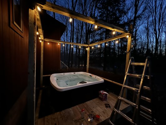 Sub panel installation - Sub panel installed to run a 50 amp breaker / line to an outside jacuzzi disconnect for a hot tub. Sub panel installation - Sub panel installed to run a 50 amp breaker / line to an outside jacuzzi disconnect for a hot tub.