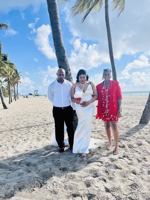 Beach Wedding - Beach Wedding at Hollywood Beach. Beach Wedding - Beach Wedding at Hollywood Beach.