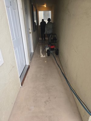 PRESSURE WASHER SERVICE - Pressure washer service PRESSURE WASHER SERVICE - Pressure washer service