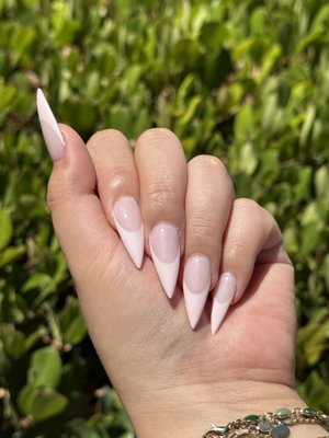 Nail Design - Indulge in Elegance and Style with Our Expert Nail Services
Looking for a place to unwind and pamper yourself? Look no further than Glam Nail Bar!
Located in the heart of Pomona, California, Glam Nail Bar offers a unique spa experience dedicated to providing the highest quality nail care services. Our chic and inviting salon is the perfect place to relax and indulge in a little self-care.
