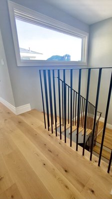 Santa Monica - Engineered hardwood in this beautiful 3,000 sf home Santa Monica