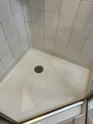 deep clean - This deep clean was suppose to be a one time clean on a selling home , they were so amazed by the results they hired us for their home as well!