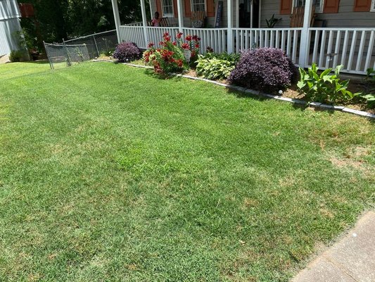Quality Landscape and Lawn Maintenance - Quality landscape and lawn maintenance Quality Landscape and Lawn Maintenance - Quality landscape and lawn maintenance