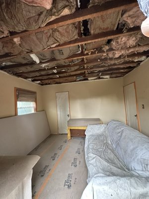 Ceiling drywall repair - Ceiling repair for a bedroom. Ceiling drywall repair - Ceiling repair for a bedroom.
