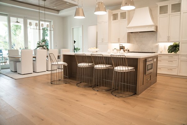 617 Crescent - This Marco Island project features over 4,000 sq ft of 5/8'' wide-plank white oak flooring installed by our team throughout the entire house.