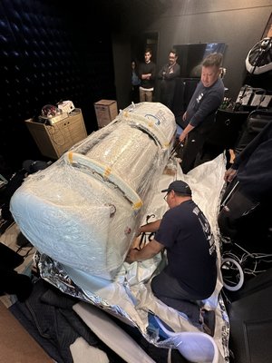 “The $80,000, 800lb Oxygen Chamber” - Moving an 800lb, $80,000 oxygen chamber isn’t your everyday job — but for us, it’s all about planning, skill, and care. The original plan was to bring it through the basement door, but the doorway was too small for safe entry. After evaluating the situation, our team found the best solution: carefully removing the window to safely bring the unit into the basement.
With proper preparation, the right equipment, and highly skilled crew, what could have been a difficult challenge turned into a smooth and controlled process. Every move is different but when you know how to move, you always find a way.
At Windy City Movers, it’s simple: plan well, work smart, and treat every item with the care it deserves. “The $80,000, 800lb Oxygen Chamber” - Moving an 800lb, $80,000 oxygen chamber isn’t your everyday job — but for us, it’s all about planning, skill, and care. The original plan was to bring it through the basement door, but the doorway was too small for safe entry. After evaluating the situation, our team found the best solution: carefully removing the window to safely bring the unit into the basement.
With proper preparation, the right equipment, and highly skilled crew, what could have been a difficult challenge turned into a smooth and controlled process. Every move is different but when you know how to move, you always find a way.
At Windy City Movers, it’s simple: plan well, work smart, and treat every item with the care it deserves.