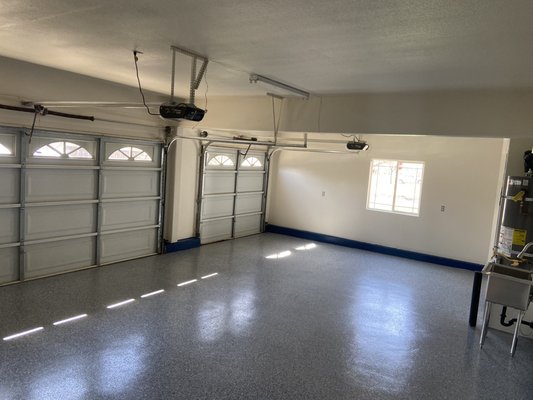 Epoxy Flooring - This garage was recently remodeled with fresh new paint on the walls and a beautiful Epoxy flooring. This garage is now all ready for the perfect "man cave". Epoxy Flooring - This garage was recently remodeled with fresh new paint on the walls and a beautiful Epoxy flooring. This garage is now all ready for the perfect "man cave".