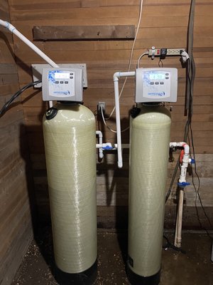 Water Filtration Installations - At CNC Pumps, we offer expert water filtration installations to solve a variety of water quality issues. Whether it’s red/orange staining from iron, white stains caused by hard water, sand in your system, or unpleasant taste and odor, we have the solution. Our range of filters includes iron filters, water softeners, sand filters, charcoal filters, and NexSand filters for debris removal.
If you’re experiencing water quality issues, give us a call for a free onsite water test. Most installations are completed in just one day, so you can enjoy cleaner, better-tasting water quickly! Contact CNC Pumps today! Water Filtration Installations - At CNC Pumps, we offer expert water filtration installations to solve a variety of water quality issues. Whether it’s red/orange staining from iron, white stains caused by hard water, sand in your system, or unpleasant taste and odor, we have the solution. Our range of filters includes iron filters, water softeners, sand filters, charcoal filters, and NexSand filters for debris removal.
If you’re experiencing water quality issues, give us a call for a free onsite water test. Most installations are completed in just one day, so you can enjoy cleaner, better-tasting water quickly! Contact CNC Pumps today!