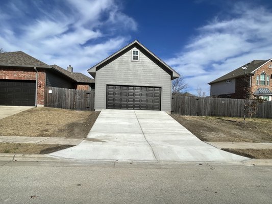 Garage and Driveway - Garage and driveway we completed for a client. Call us now to get a quote! Garage and Driveway - Garage and driveway we completed for a client. Call us now to get a quote!