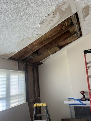 We repaired the ceiling - We repaired this ceiling and wall, we stained the texture and popcorn and painted it We repaired the ceiling - We repaired this ceiling and wall, we stained the texture and popcorn and painted it